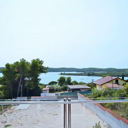 Holiday In Pomer/istria 36862 בית נופש פומר